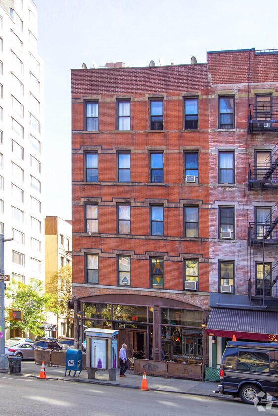 Building Photo - 1496 2nd Ave
