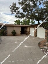 Building Photo - 8817 James Ave NE