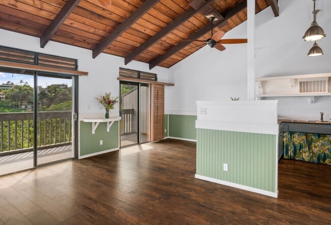 Building Photo - Kalaheo 3 bed 2 bath Condo