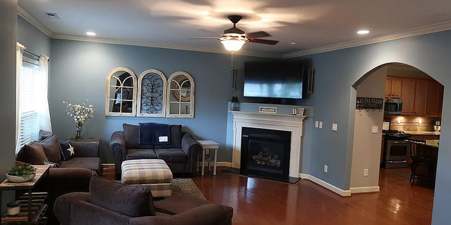Foto del edificio - 742 Keystone Park Dr
