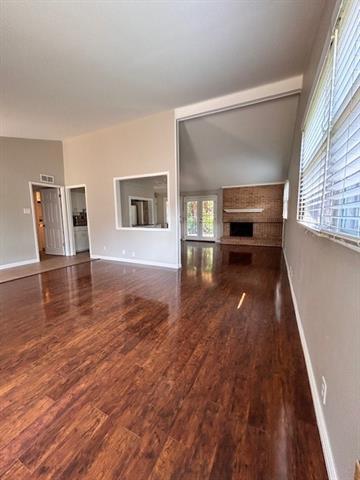 Building Photo - 928 Wisteria Way