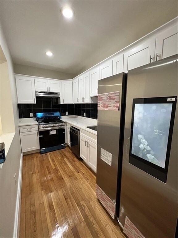 Foto principal - 241 W 5th St