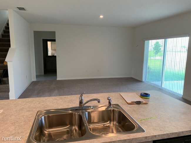 Building Photo - 5 br, 3 bath House - 420 Quarry Rock Cir