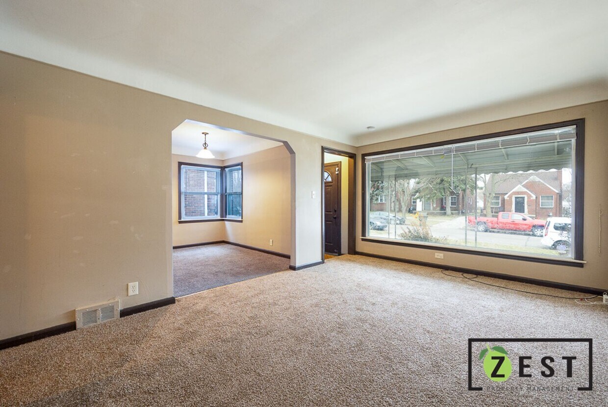 Foto principal - 20138 Spencer Street Detroit, MI 48234 3-b...