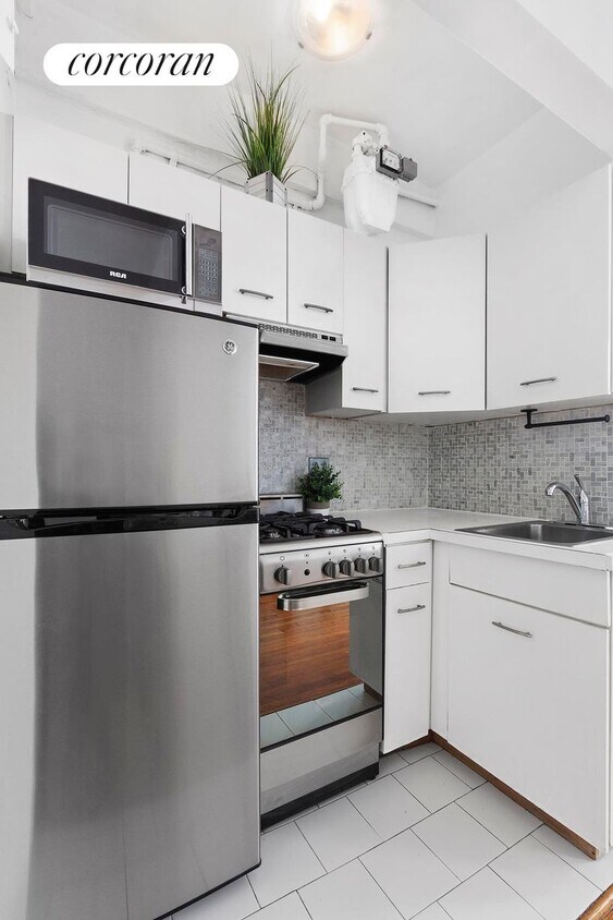 Foto del edificio - 243 W End Ave