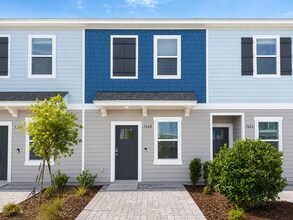 Building Photo - 7260 Sabal Ter