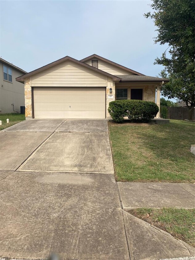 Primary Photo - 177 Pebble Creek Ln