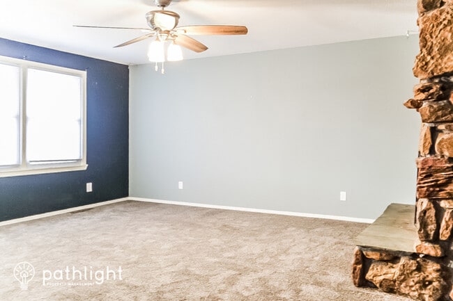 Building Photo - 511 South Concordia Avenue, Republic, MO, ...