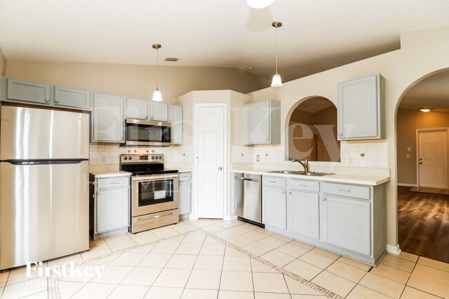 Building Photo - 3134 Whispering Trails St