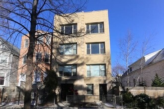 Building Photo - 3731 N Janssen Ave