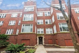Building Photo - 6589 N Lakewood Ave
