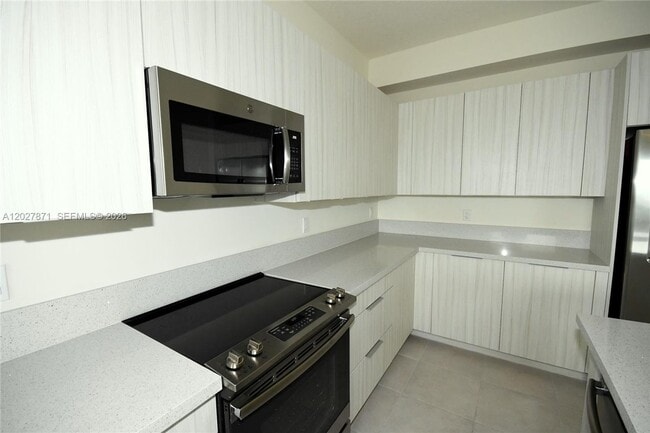 Building Photo - 4700 NW 84th Ave