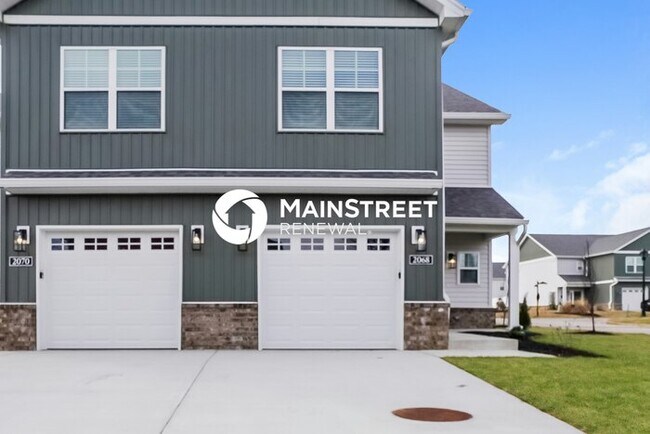 Building Photo - 3 Bedroom Pet-Friendly Home in Jeffersonville, IN with Main Street Renewal