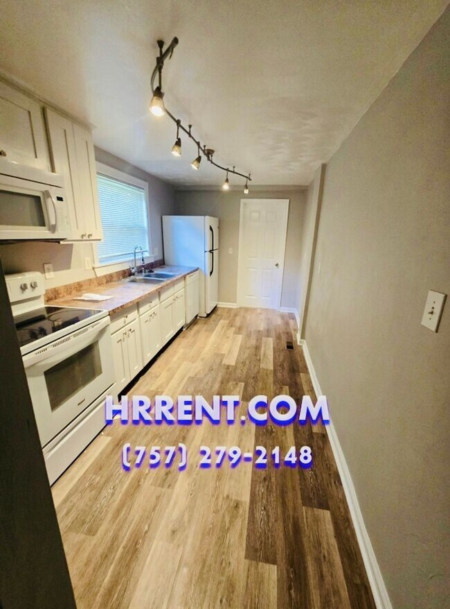Foto del edificio - Coming Soon..... Cozy 3 Bedroom 1.5 Bath T...
