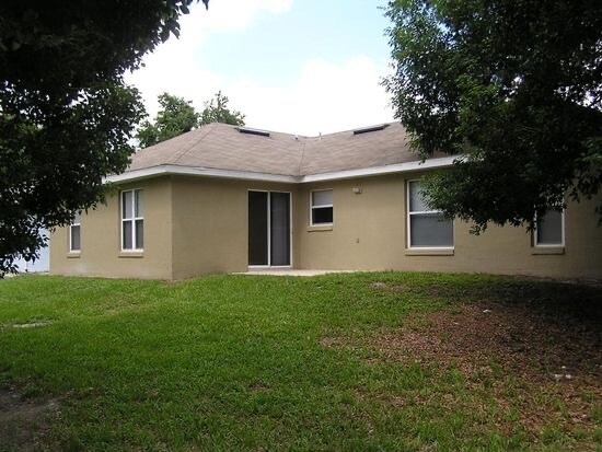 Building Photo - 808 Coleman Ave