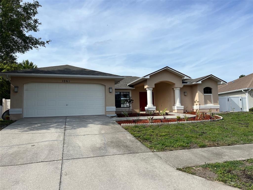 Primary Photo - 1061 Archway Dr