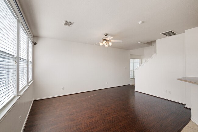 Building Photo - 11938 Ramla Place Trail