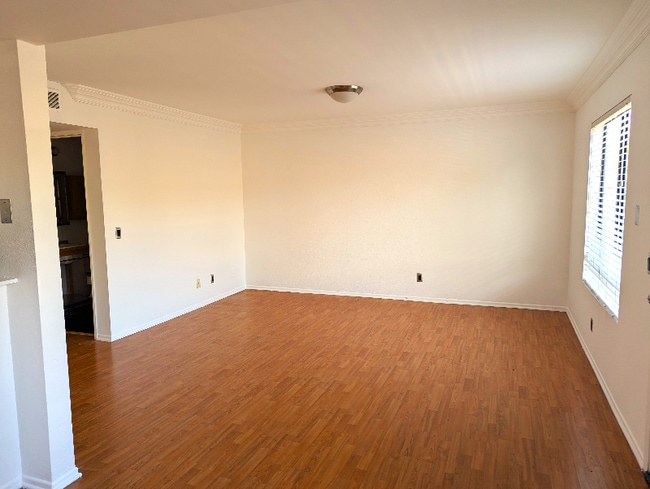 Building Photo - 1605 Winona Blvd