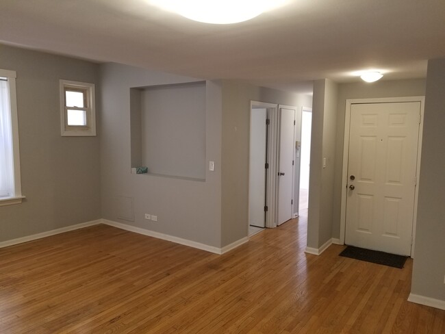 Foto del edificio - 1014 N Ashland Ave