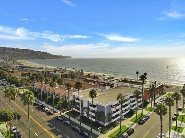 Building Photo - 1201 S Catalina Ave