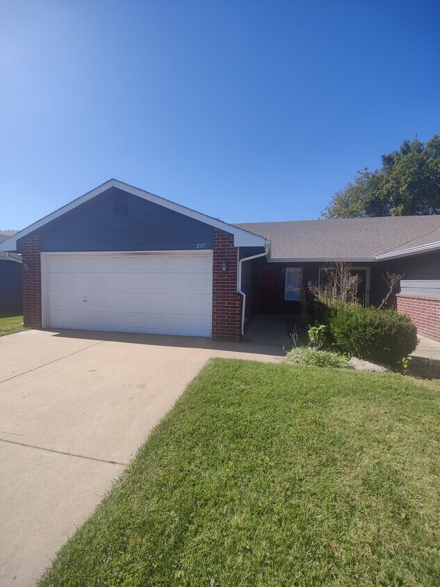 237 N Sheridan St, Wichita, KS 67203 House Rental in Wichita, KS