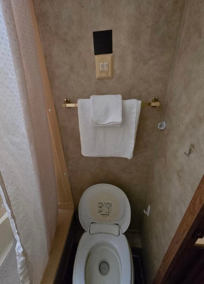 Building Photo - 15634 SW 41st Street Rd