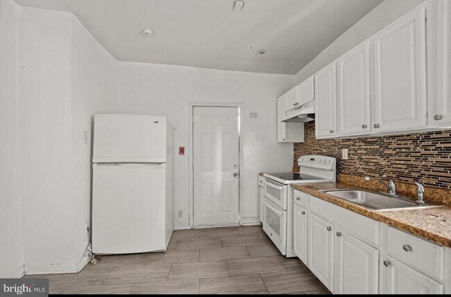 Foto del edificio - 5106 Parkside Ave