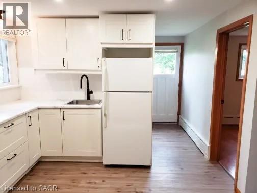 Photo du bâtiment - 300 Knoll St