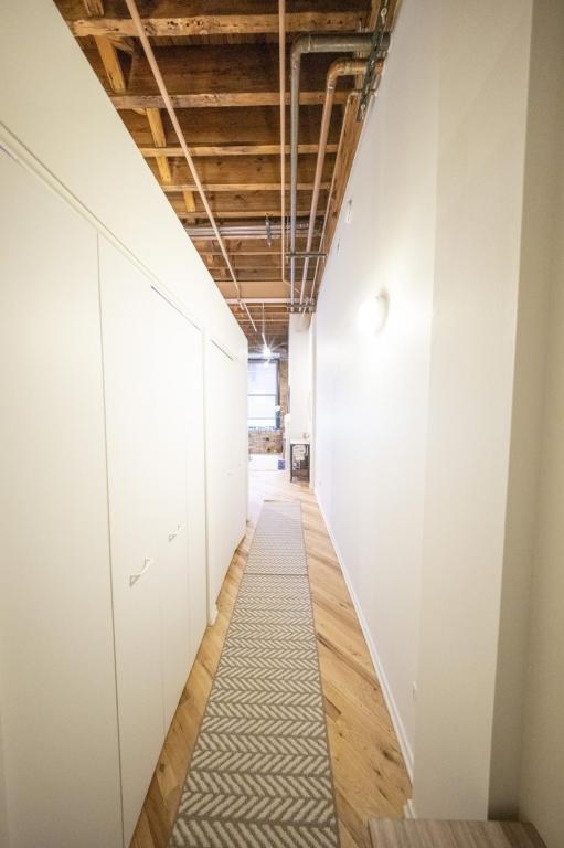 Building Photo - 226 N Clinton St