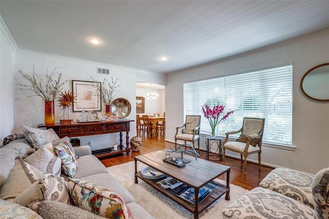 Foto del edificio - 7134 Westbrook Ln