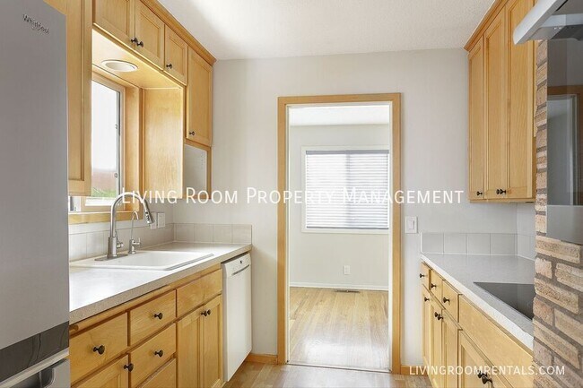 Foto del edificio - 5030 NE 41st Ave