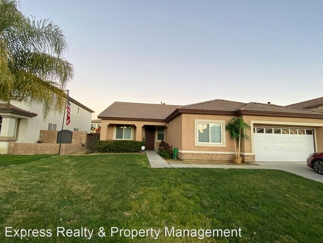 Building Photo - 3 br, 2 bath House - 743 Sweet Clover Loop