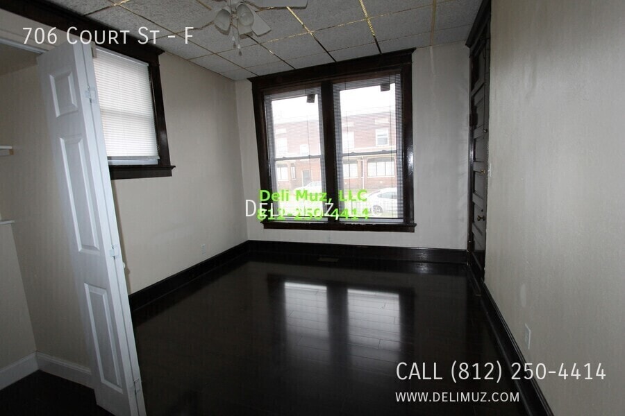 Foto principal - 706 Court St