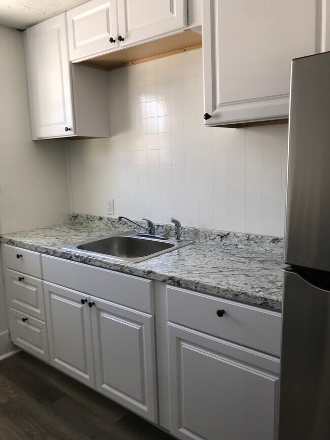 Building Photo - 5 Electric Ave