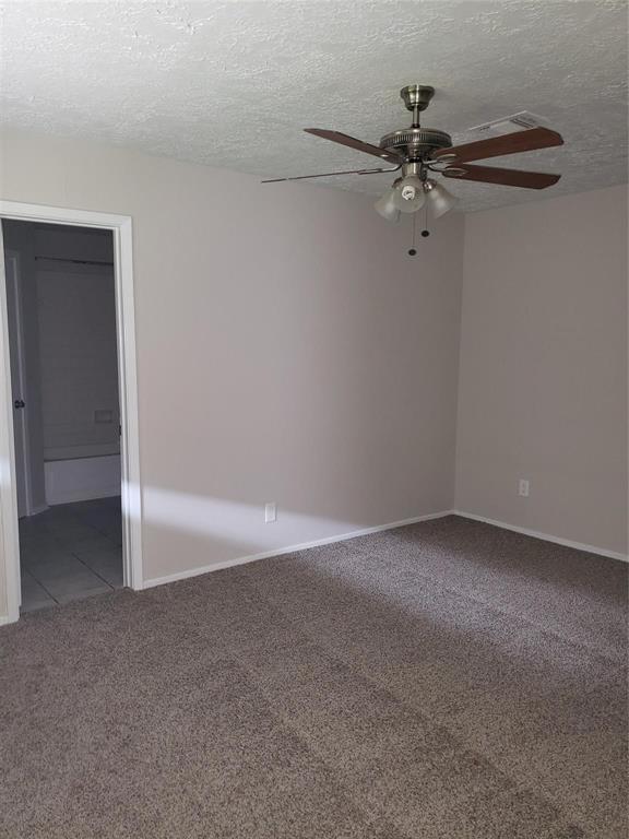 Foto del edificio - 22201 Diane Dr