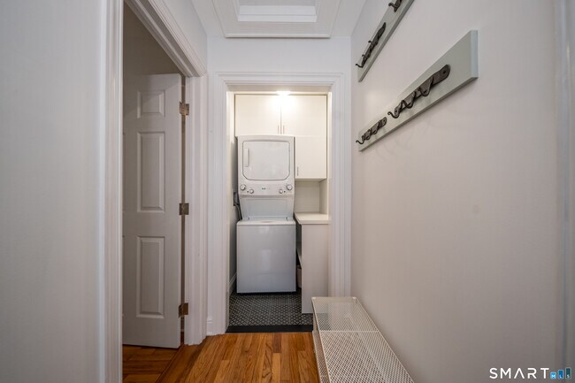 Foto del edificio - 99 Bay View Ave