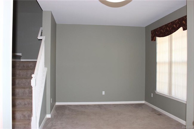 Building Photo - 3475 Talbert Cir