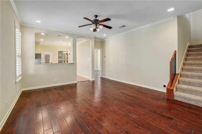 Building Photo - Avery Ranch 3 Bed / 2.5 Bath Townhouse