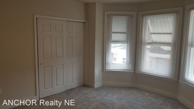 Foto del edificio - 3 br, 1 bath House - 48 N Millick St.