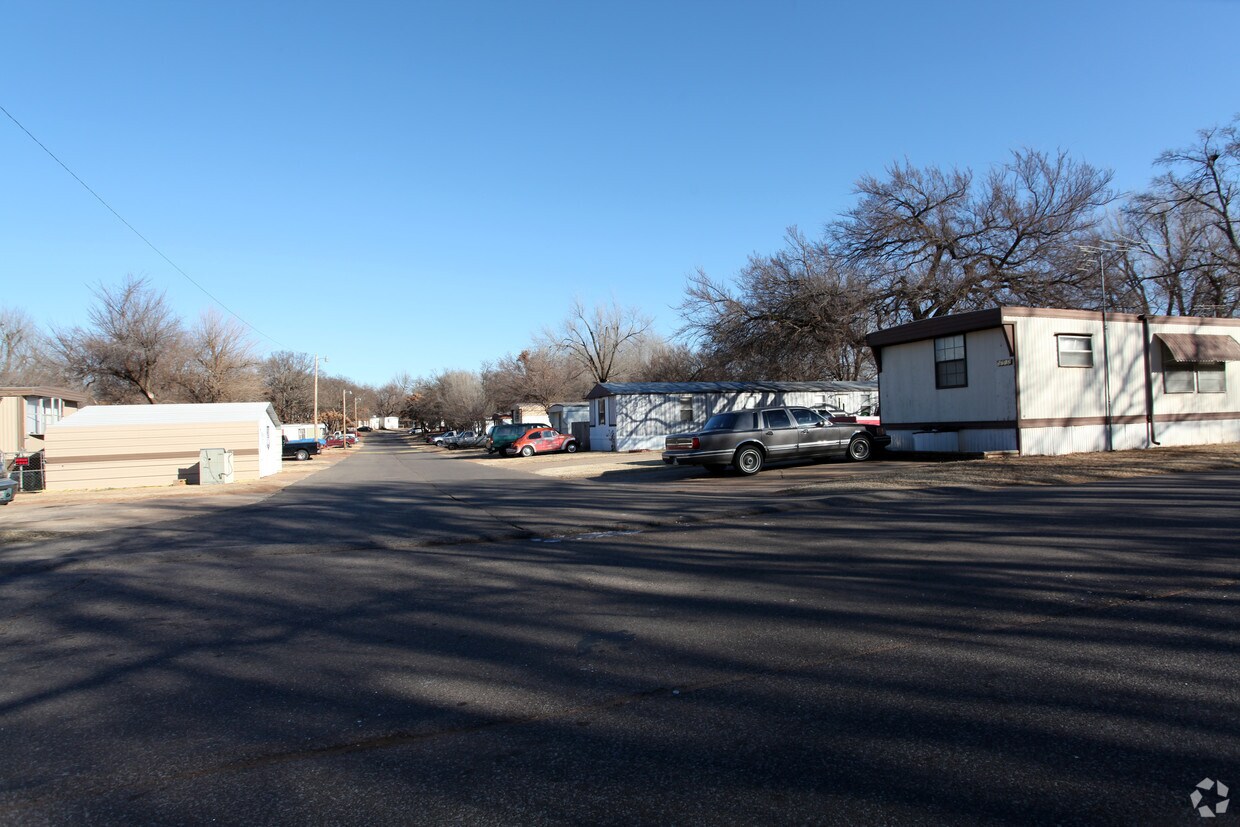 Foto del edificio - Arrowwood Mobile Home Park