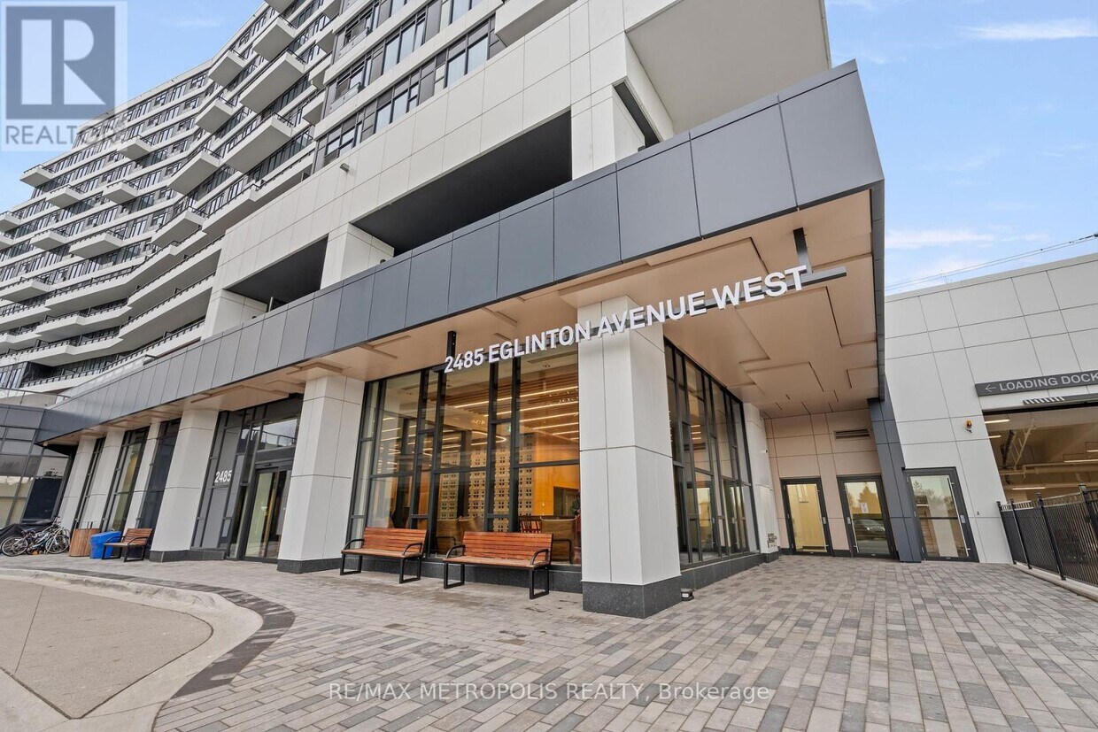 Primary Photo - 2485 Eglinton Ave W