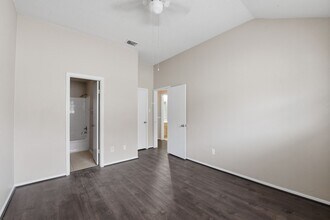 Building Photo - 1310 Brenda Ln