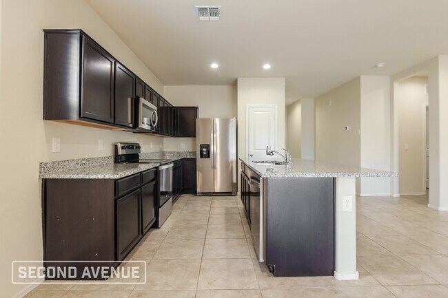 Foto del edificio - 18349 W Faye Way