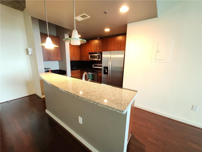 Foto del edificio - 361 17th St NW