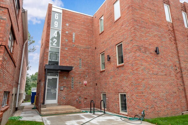 Foto del edificio - Quince, Fünfzehn, Fifteen!