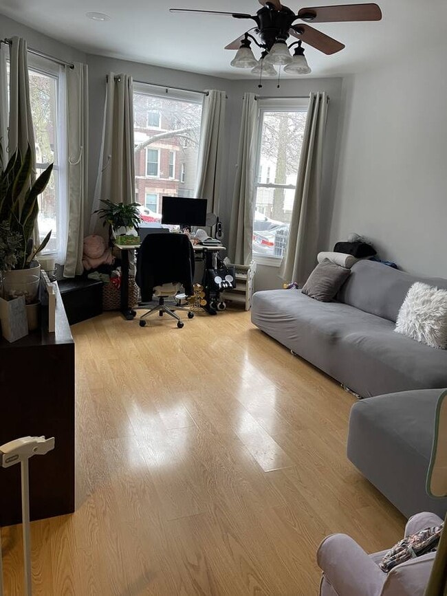 Building Photo - 2734 N Lawndale Ave