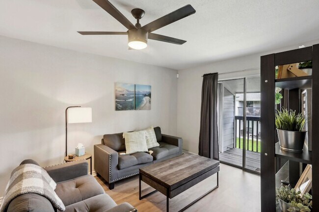 Foto del edificio - 13151 Walden Rd