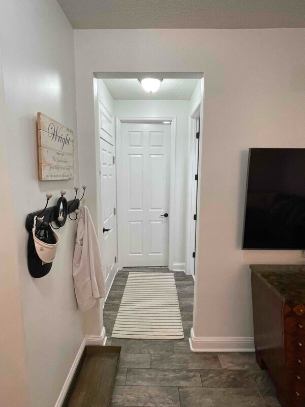 Building Photo - 296 Princess Dr