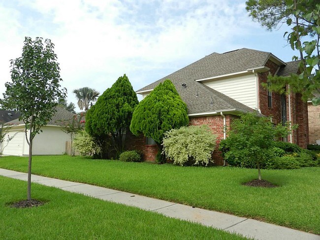 Foto del edificio - 20703 Fawnbrook Ct