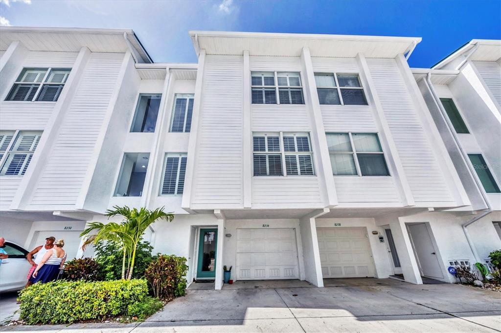 Foto principal - 8234 Harborside Cir